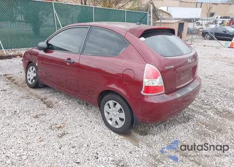 2007 Hyundai Accent Gs z USA, uszkodzony, nr VIN KMHCM36C87U021715